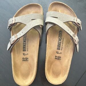 Brand New Birkenstock Yao Sandals